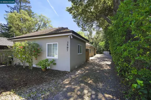 3597 Walnut St, Lafayette, CA 94549 photo 2
