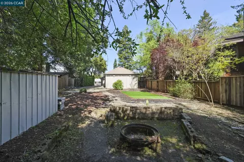 3597 Walnut St, Lafayette, CA 94549 photo 7