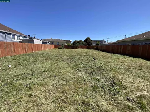6626 Manila Ave, El Cerrito, CA 94530