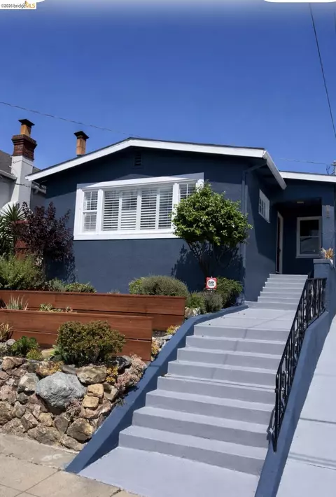5208 Trask St, Oakland, CA 94601