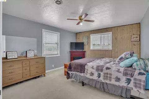 Bedroom - 2080 Ohara Ave, Oakley, CA 94561 photo 1 of 2