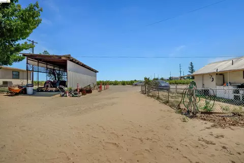 Exterior - 2080 Ohara Ave, Oakley, CA 94561 photo 5 of 5