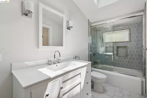 Bath - 1196 Keith Ave, Berkeley, CA 94708 photo 5 of 5
