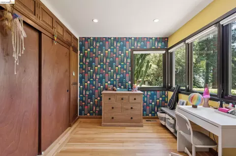 Bedroom - 1196 Keith Ave, Berkeley, CA 94708 photo 4 of 9