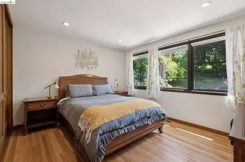 Bedroom - 1196 Keith Ave, Berkeley, CA 94708 photo 1 of 9