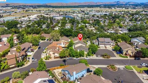 View/Area - 2135 Rock Pass Pl, Martinez, CA 94553 photo 2 of 2