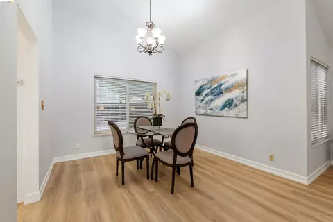 Dining - 2135 Rock Pass Pl, Martinez, CA 94553 photo 5 of 5