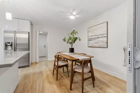 Dining - 2135 Rock Pass Pl, Martinez, CA 94553 photo 2 of 5