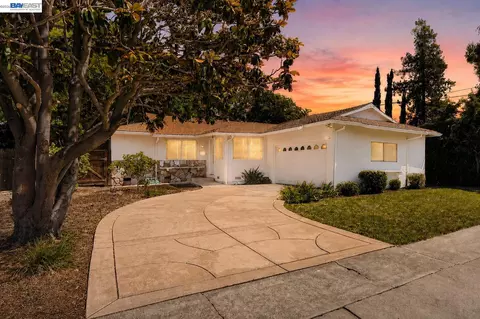 3436 Thunderbird Dr, Concord, CA 94520