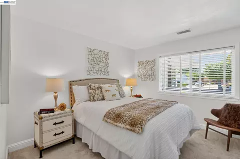 Bedroom - 3436 Thunderbird Dr, Concord, CA 94520 photo 1 of 8