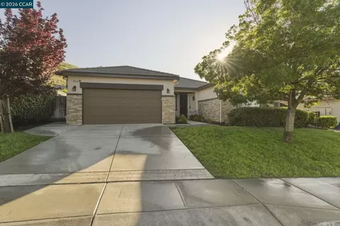 3042 Barranca Dr, Bay Point, CA 94565