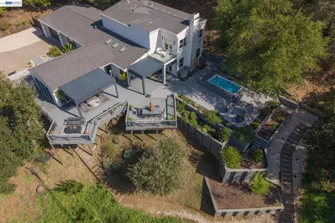 166 Castle Crest Rd, Alamo, CA 94507