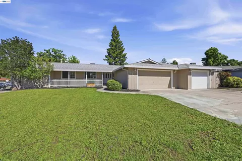5744 Sperry Dr, Citrus Heights, CA 95621