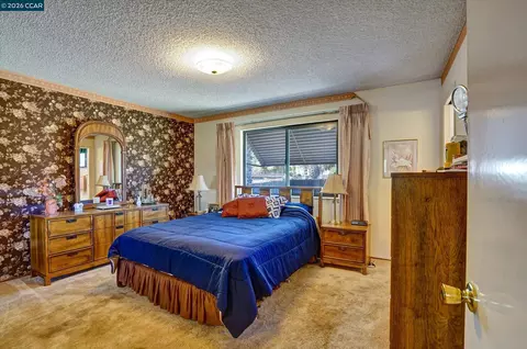 Bedroom - 2585 S Macarthur Dr, Tracy, CA 95376 photo 4 of 7