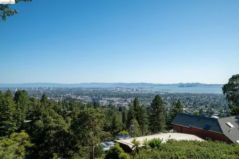 View/Area - 1126 Keeler Ave, Berkeley, CA 94708 photo 3 of 4