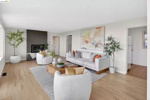 Living - 1126 Keeler Ave, Berkeley, CA 94708 photo 3 of 4