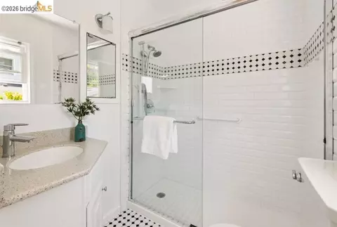 Bath - 1211 Hearst Ave, Berkeley, CA 94702 photo 1 of 1