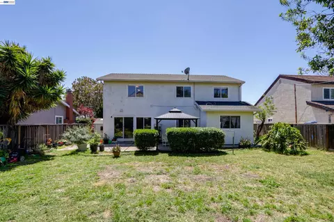 Exterior - 36276 Cedar Blvd, Newark, CA 94560 photo 5 of 7