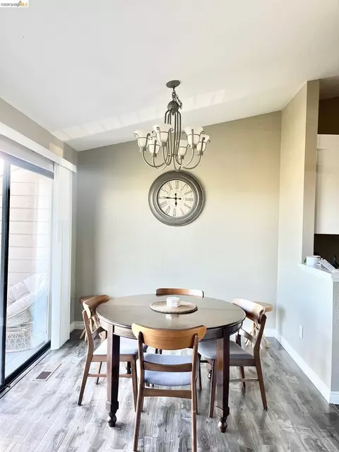 Dining - 222 Manuel Ct, Bay Point, CA 94565 photo 4 of 4
