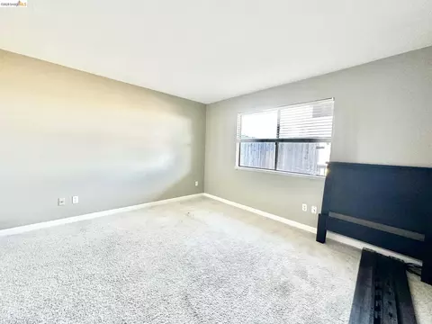 Bedroom - 222 Manuel Ct, Bay Point, CA 94565 photo 4 of 4