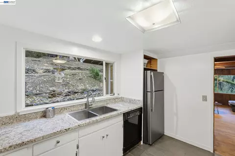 Kitchen - 2929 Kilkare Rd, Sunol, CA 94586 photo 1 of 4