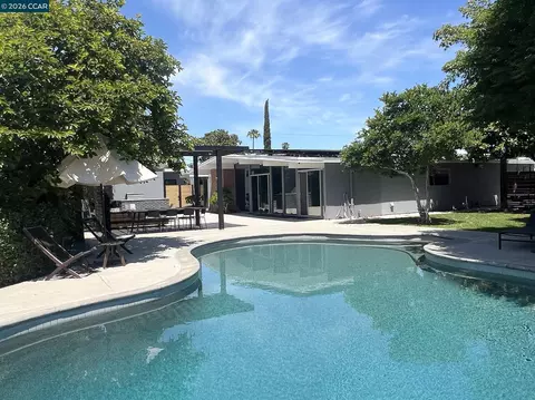 1237 1239 Lancashire Dr, Concord, CA 94518