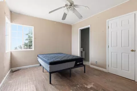 Bedroom - 1201 Magazine St, Vallejo, CA 94591 photo 3 of 5