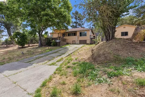 Exterior - 1201 Magazine St, Vallejo, CA 94591 photo 1 of 8