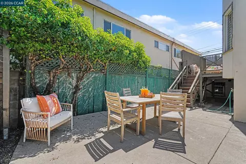 Exterior - 2105 Mcgee Ave, Berkeley, CA 94703 photo 5 of 7