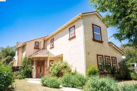 Exterior - 505 Tuscany Ct, Patterson, CA 95363 photo 2 of 2