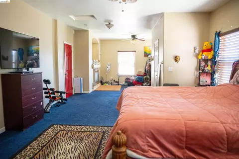 Bedroom - 505 Tuscany Ct, Patterson, CA 95363 photo 3 of 5