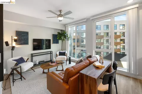 260 Brooklyn Basin Way #467, Oakland, CA 94606