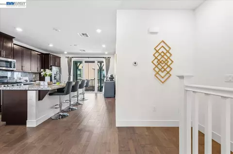 Entry Way - 3910 Scottfield St, Dublin, CA 94568 photo 3 of 5