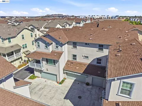 View/Area - 37630 Breakers Rd, Newark, CA 94560 photo 5 of 12