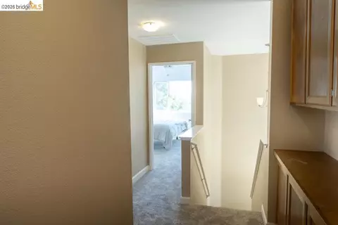Entry Way - 126 Barington Dr, Vallejo, CA 94591 photo 4 of 4