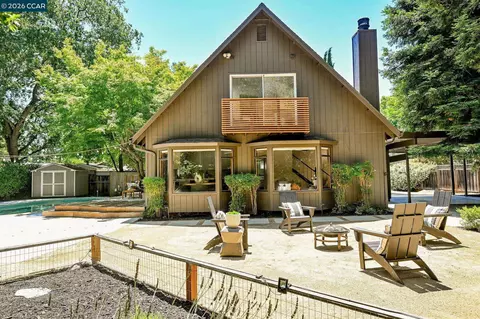 110 Rose St, Walnut Creek, CA 94595