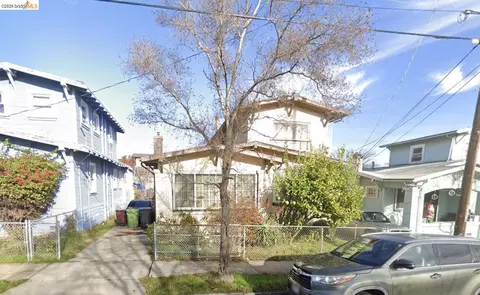 4006 Carrington St, Oakland, CA 94601