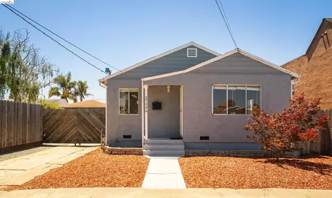 2726 Rheem Ave, Richmond, CA 94804