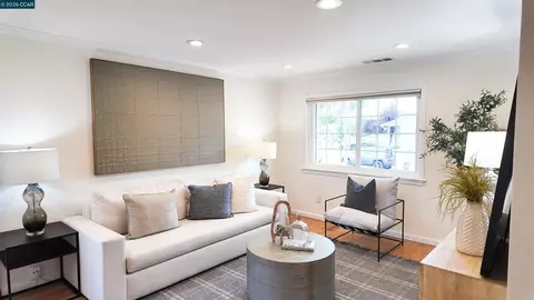 Living - 2290 La Mar Dr, Concord, CA 94518 photo 2 of 3