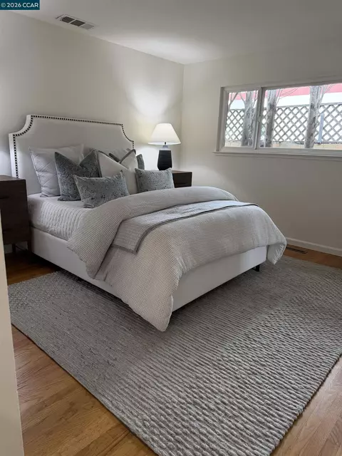 Bedroom - 2290 La Mar Dr, Concord, CA 94518 photo 6 of 7