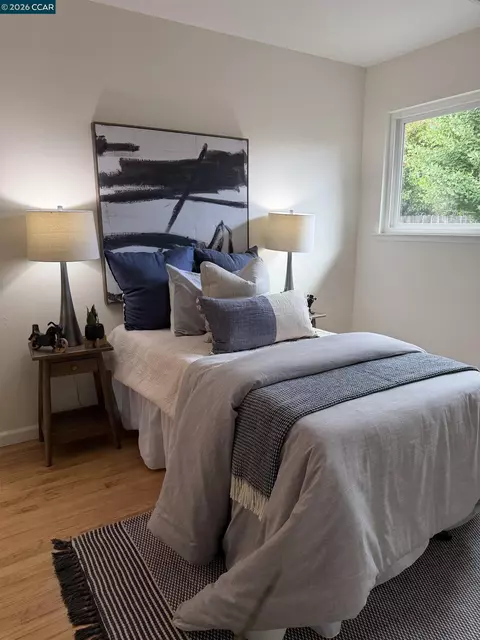 Bedroom - 2290 La Mar Dr, Concord, CA 94518 photo 3 of 7