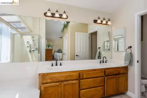 Bath - 4166 Sequoia, Oakley, CA 94561 photo 4 of 6