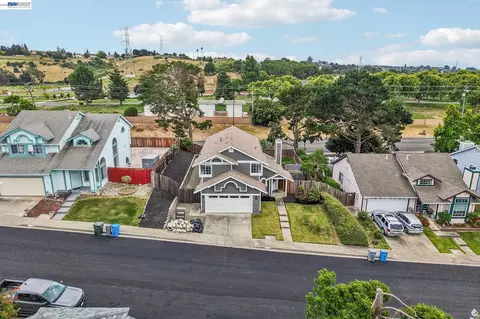 View/Area - 109 Crownpointe Dr, Vallejo, CA 94591 photo 1 of 4