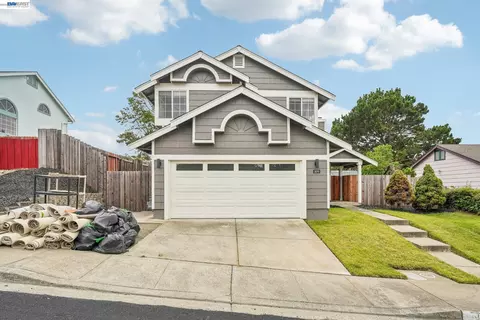 Exterior - 109 Crownpointe Dr, Vallejo, CA 94591 photo 2 of 7