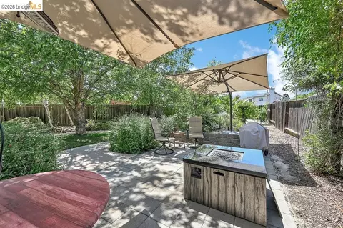 Exterior - 1225 Tarrogana Dr, Tracy, CA 95376 photo 10 of 11