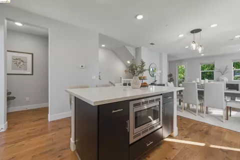 Other - 467 Mitchell Ave, Alameda, CA 94501 photo 6 of 11