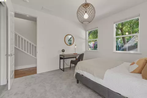 Bedroom - 467 Mitchell Ave, Alameda, CA 94501 photo 3 of 9