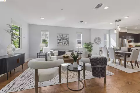 Other - 467 Mitchell Ave, Alameda, CA 94501 photo 5 of 11
