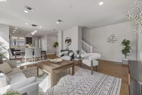 Other - 467 Mitchell Ave, Alameda, CA 94501 photo 4 of 11