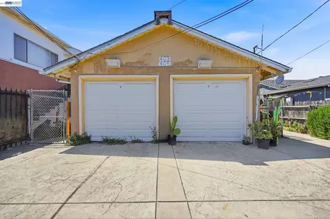 403-405 105th Ave, Oakland, CA 94603